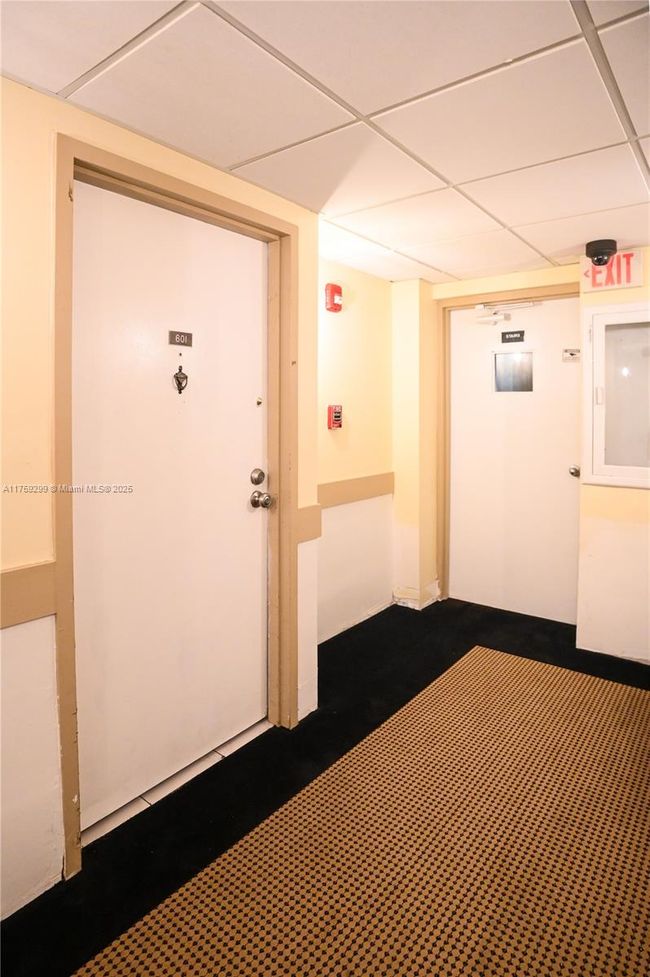 APT-601 - 4164 Inverrary Dr, Condo with 2 bedrooms, 2 bathrooms and null parking in Lauderhill FL | Image 36