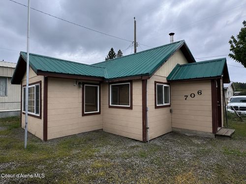706 B St, Pinehurst, ID, 83850-8720 | Card Image