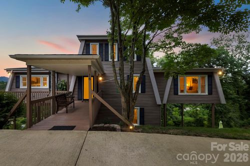 16 Audubon Dr, Asheville, NC, 28804-1202 | Card Image