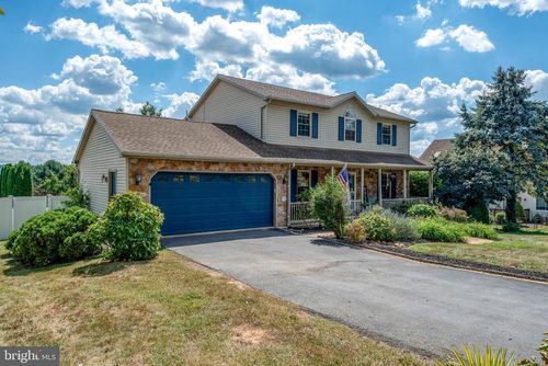 3606 Coventry Ct, York, PA, 17406-6613 | Card Image