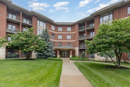 apt-219-845 E 22nd St, Lombard, IL, 60148-6704 | Card Image