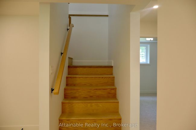 24 Collins Crt, House other with 4 bedrooms, 3 bathrooms and 3 parking in Utterson ON | Image 11