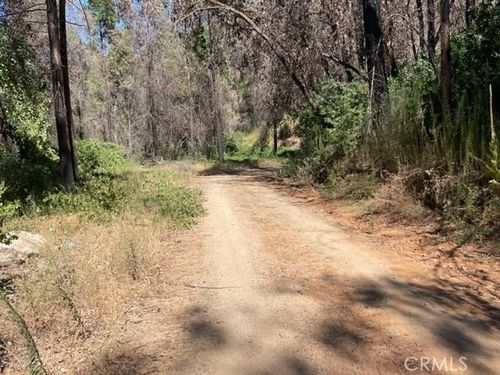 27 Broken Springs, Oroville, CA, 95966 | Card Image