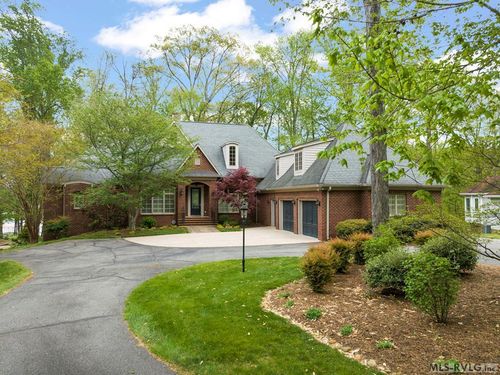 168 Stripers Cove Ln, Clarksville, VA, 23927-3227 | Card Image