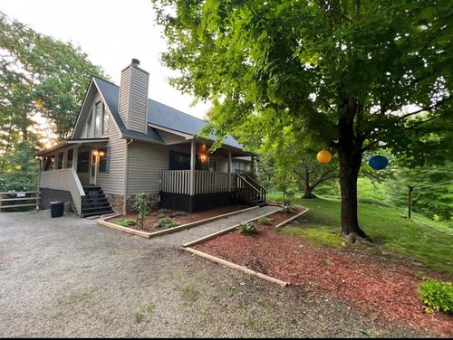 256 High Top Ln, Andrews, NC, 28901-6114 | Card Image