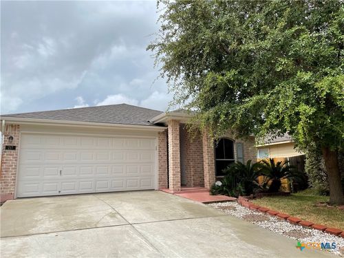 217 Roadrunner Ave, New Braunfels, TX, 78130-3377 | Card Image