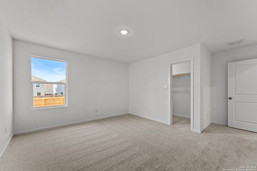 744 Horsetail Ln, New Braunfels, TX, 78132-0294 | Card Image