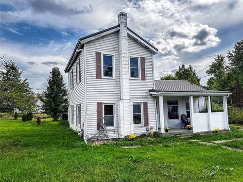 139 S Main St, Union City, PA, 16438-1489 | Card Image