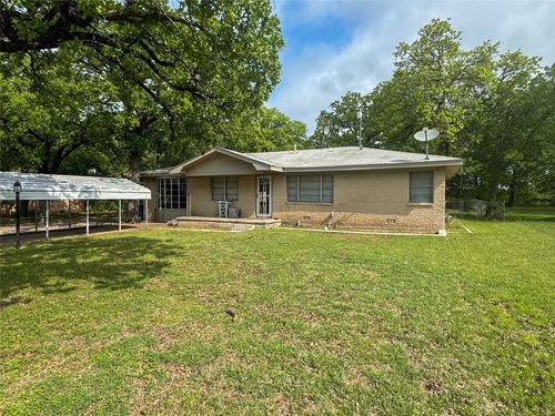 406 Mockingbird Ln, Chico, TX, 76431-2824 | Card Image