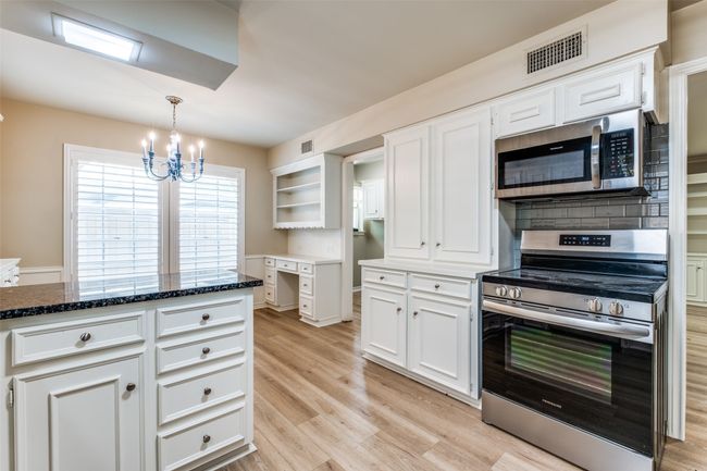 5921 Preston Rd, Home with 3 bedrooms, 3 bathrooms and null parking in Dallas TX | Image 13
