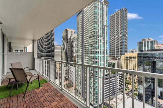 APT-2210 - 1250 S Miami Ave, Condo with 1 bedrooms, 2 bathrooms and null parking in Miami FL | Image 15