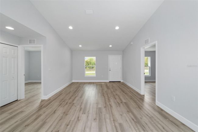 13316 Sw 105 Th Pl, House other with 3 bedrooms, 2 bathrooms and null parking in Dunnellon FL | Image 10