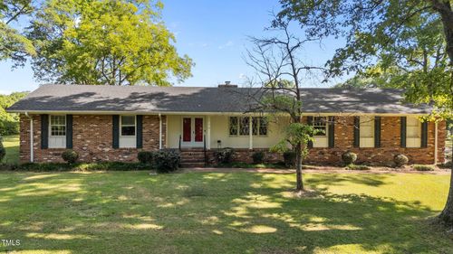 129 Castle Dr, Smithfield, NC, 27577-3502 | Card Image