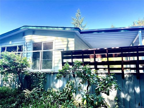 7056 Aulds Rd, Lantzville, BC, V0R2H0 | Card Image