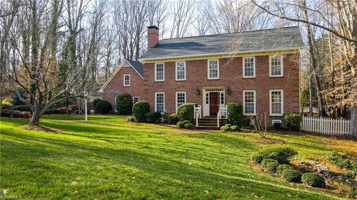 5 Kenbridge Ct, Greensboro, NC, 27410-6044 | Card Image