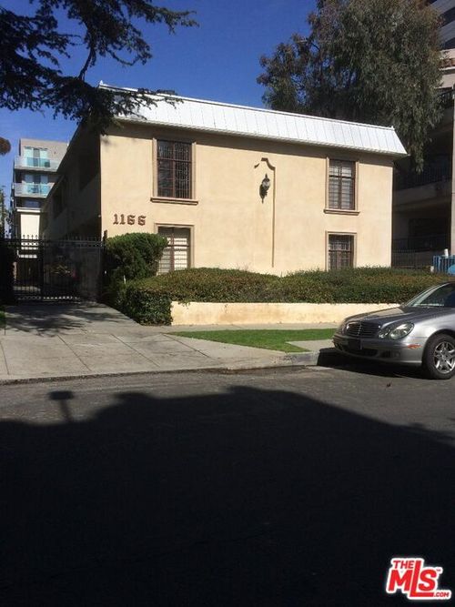 6-1166 Amherst Ave, Los Angeles, CA, 90049-5859 | Card Image