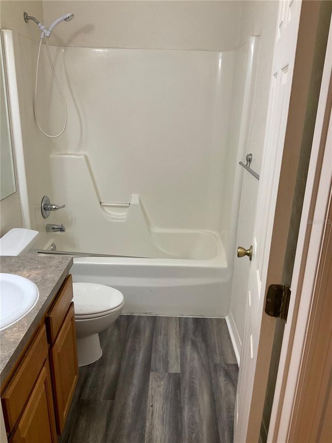 APT-1602 - 3870 Sw 20 Th Ave, Townhouse with 2 bedrooms, 3 bathrooms and null parking in GAINESVILLE FL | Image 13