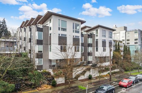 a-3070 Sw Avalon Way, Seattle, WA, 98126-2674 | Card Image