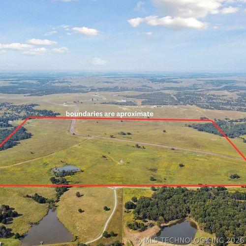 160 3551 Road, Bartlesville, OK, 74003 | Card Image