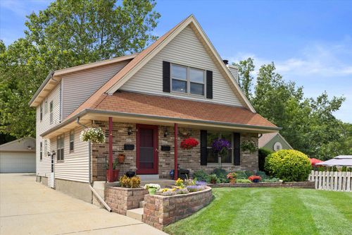 4063-4065 S 41st Street, Greenfield, WI, 53221 | Card Image