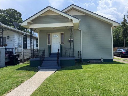 2702-2700 Clover St, New Orleans, LA, 70122-5930 | Card Image