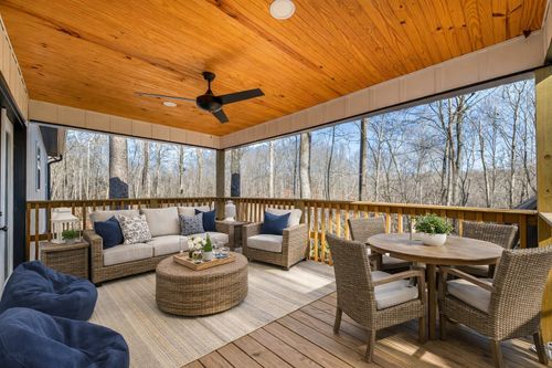 72 Periwinkle Path, Leoma, TN, 38468 | Card Image