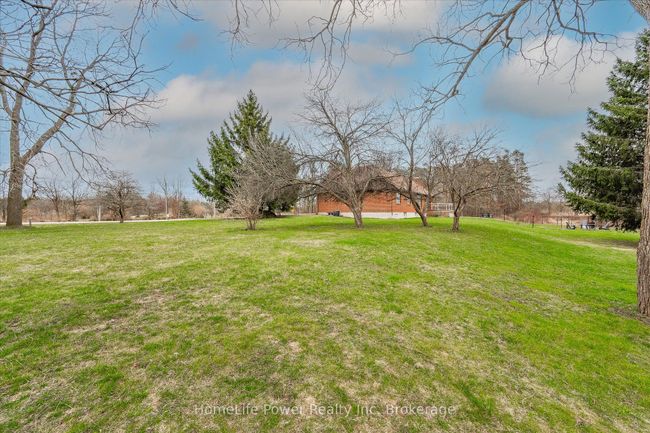 4080 Victoria Rd S, House other with 5 bedrooms, 2 bathrooms and 8 parking in Puslinch ON | Image 45