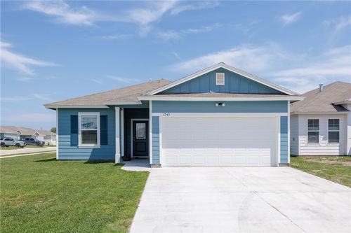 1941 Estes Flats Dr, Aransas Pass, TX, 78336-3705 | Card Image