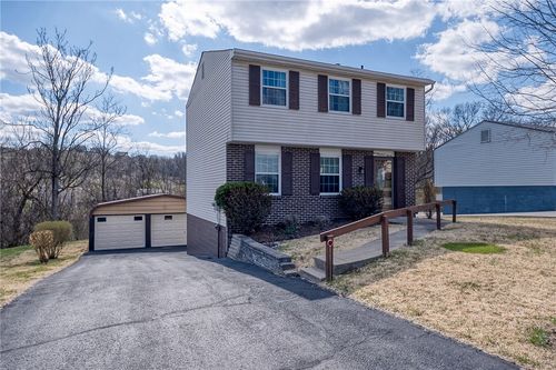 407 Stoneybrook Dr, Elizabeth, PA, 15037-2241 | Card Image