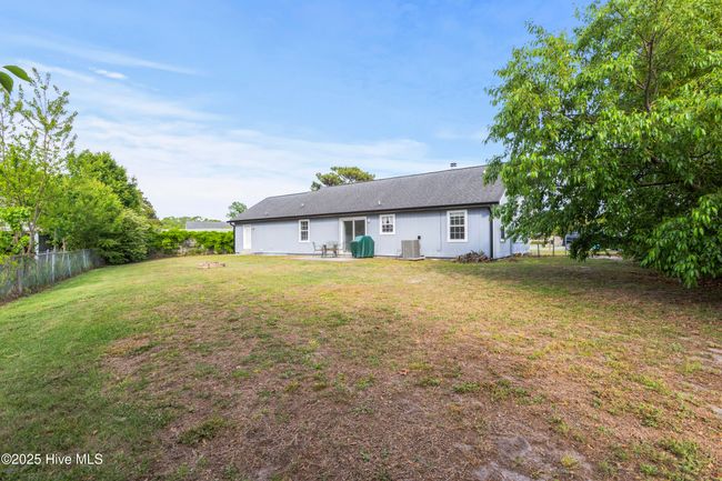 504 Mcfadyen Cir, House other with 3 bedrooms, 2 bathrooms and 2 parking in Hubert NC | Image 20