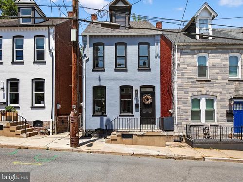 629 W Vine St, LANCASTER, PA, 17603-5510 | Card Image