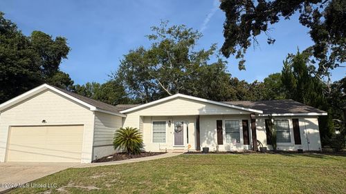 33 Woodbine Drive, Gulfport, MS, 39507 | Card Image