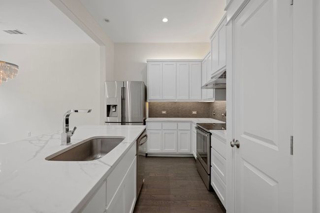 UNIT-22 - 13501 Metric Blvd, House other with 3 bedrooms, 2 bathrooms and 2 parking in Austin TX | Image 4