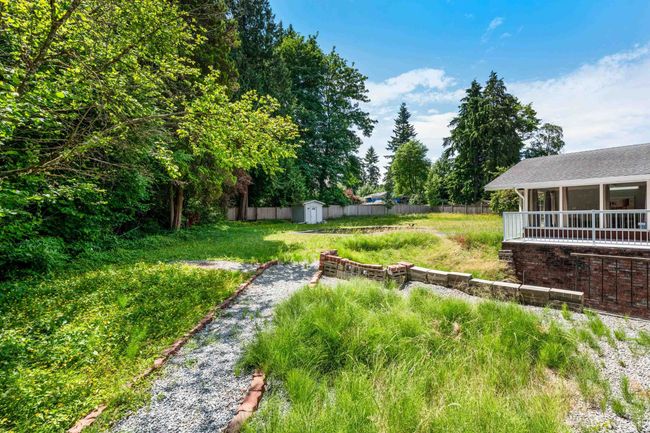 21764 124 Ave, House other with 5 bedrooms, 4 bathrooms and 6 parking in Maple Ridge BC | Image 36