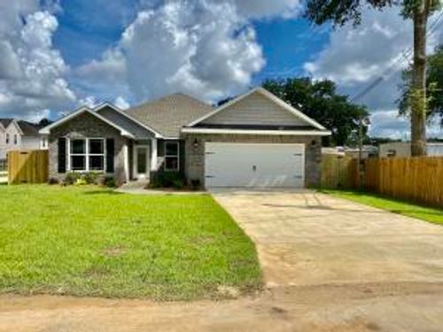 110 Bradford St, Fort Walton Beach, FL, 32547-1910 | Card Image