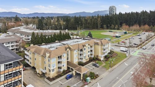 305-2410 Emerson St, Abbotsford, BC, V2T3J3 | Card Image
