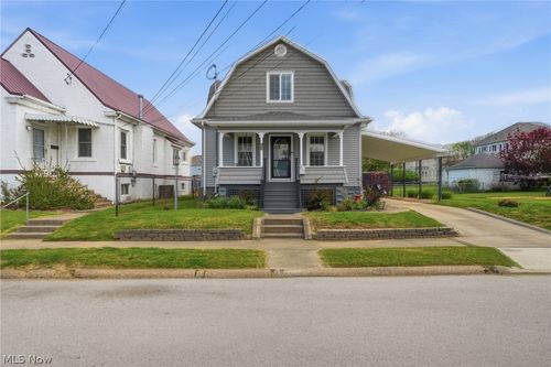 1027 32nd Street, Parkersburg, WV, 26104 | Card Image