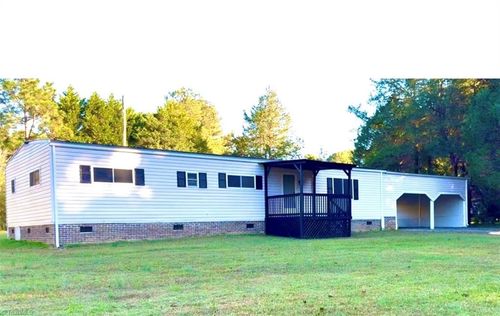 2202 Woodfield Dr, Sophia, NC, 27350-8944 | Card Image