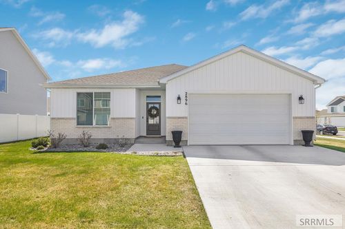 2896 N Curlew Dr, Ammon, ID, 83401-1380 | Card Image