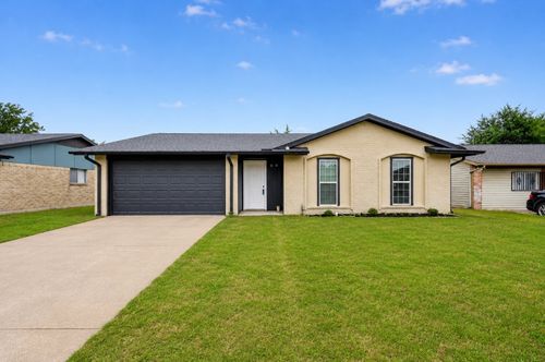1005 Glenhaven Dr, Hutchins, TX, 75141-4123 | Card Image