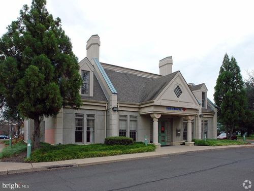 195 Bristol Oxford Valley Rd, LANGHORNE, PA, 19047-3050 | Card Image
