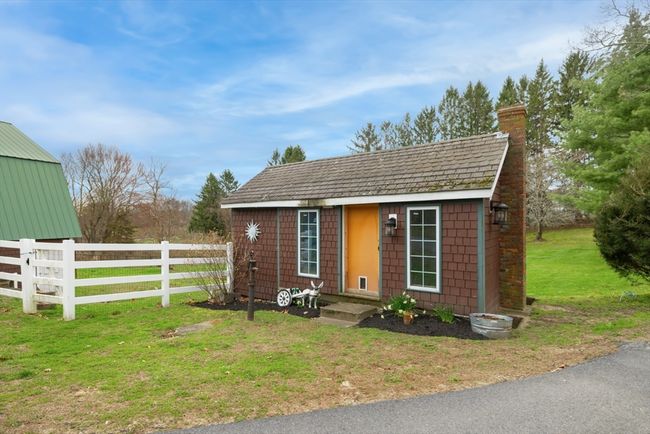 86 Hammond St, House other with 4 bedrooms, 4 bathrooms and 10 parking in Rowley MA | Image 33