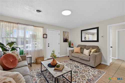 1005 Pine Dr, Killeen, TX, 76543-3414 | Card Image