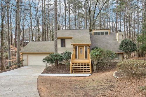 680 Branch Valley Ct, Roswell, GA, 30076-3003 | Card Image