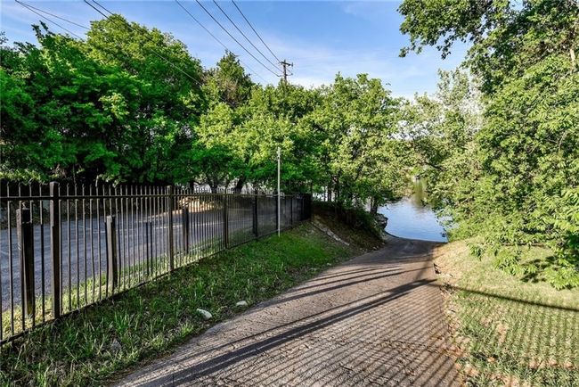 14002 Hunters Pass, House other with 4 bedrooms, 3 bathrooms and 6 parking in Austin TX | Image 38