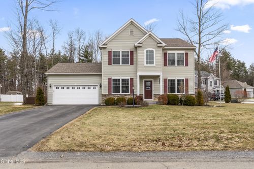 11 Larchwood Ln, South Glens Falls, NY, 12803-5488 | Card Image