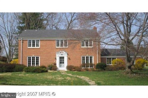 6918 Espey Ln, MCLEAN, VA, 22101-5454 | Card Image