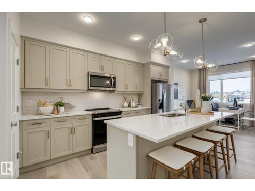 7020 50 Ave, Beaumont, AB, T4X | Card Image