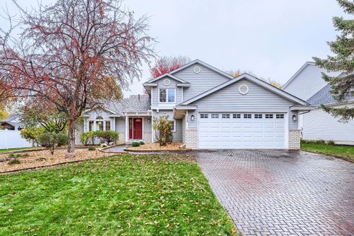 1119 Bonnieview Dr, Woodbury, MN, 55129-8521 | Card Image