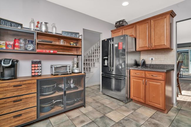1 Red Wing Ct, House other with 4 bedrooms, 2 bathrooms and 2 parking in Woodridge IL | Image 7